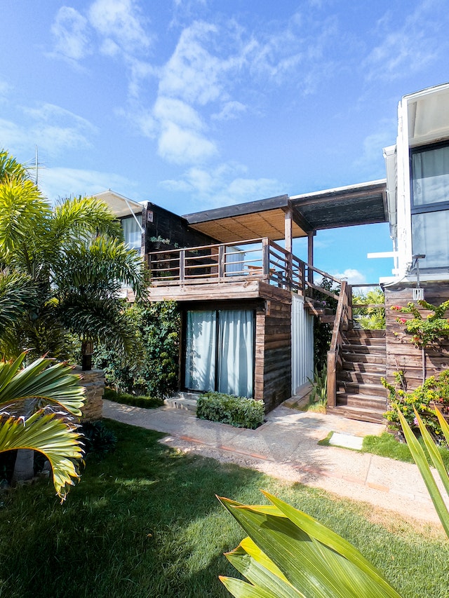 Louvered Roof System