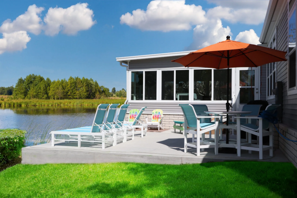 Personalized Florida rooms