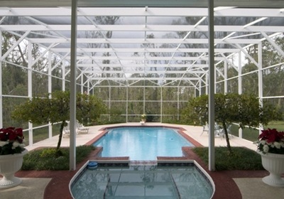 10 Advantages of A Florida Pool Enclosure