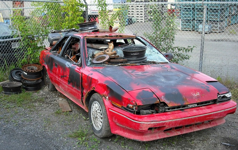 Don't Let Your Junk Car Collect Dust: 4 Tips to Sell it Swiftly and Profitably!
