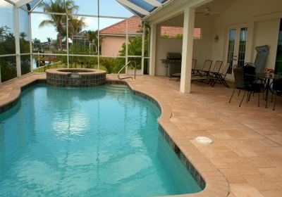 The Summer Joys of Florida Pool Enclosures